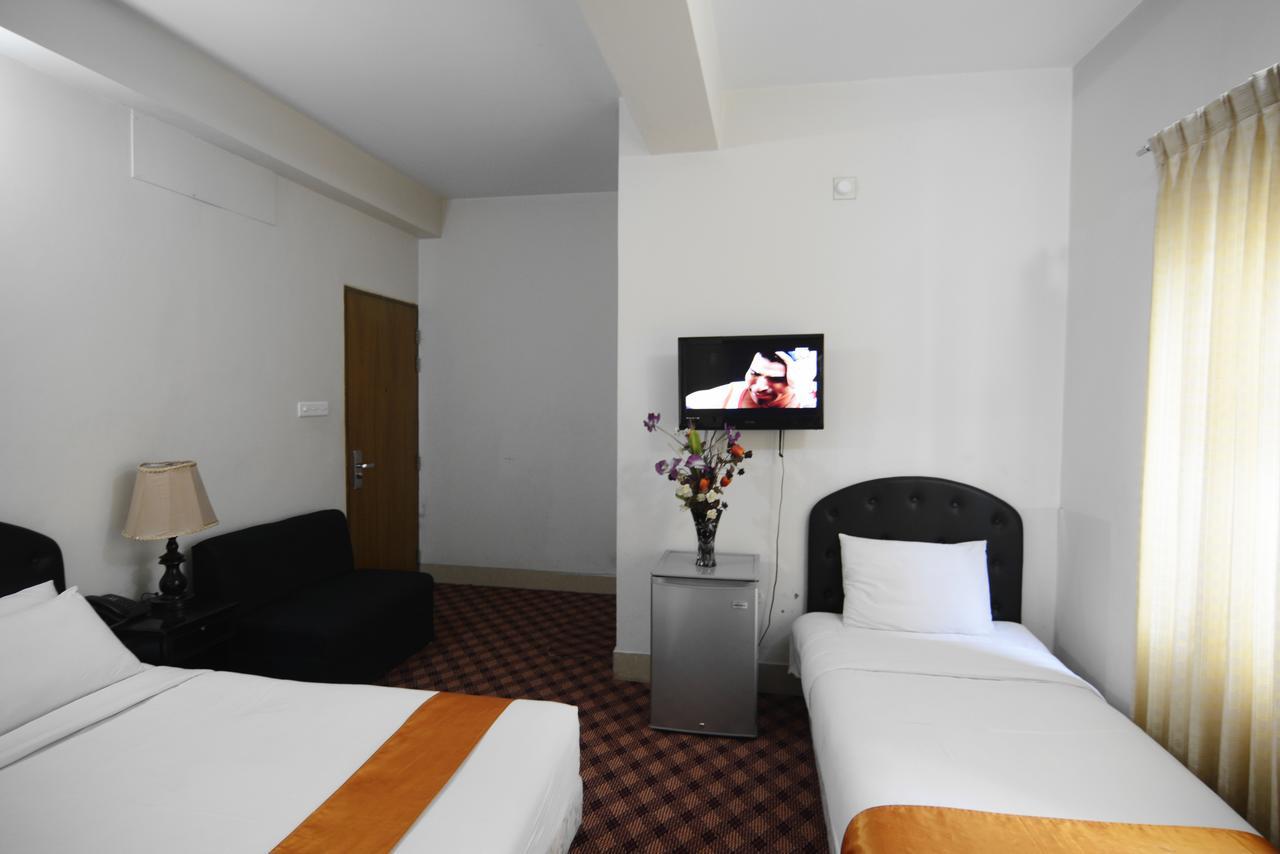 Holiday Xpress Ντάκα Εξωτερικό φωτογραφία